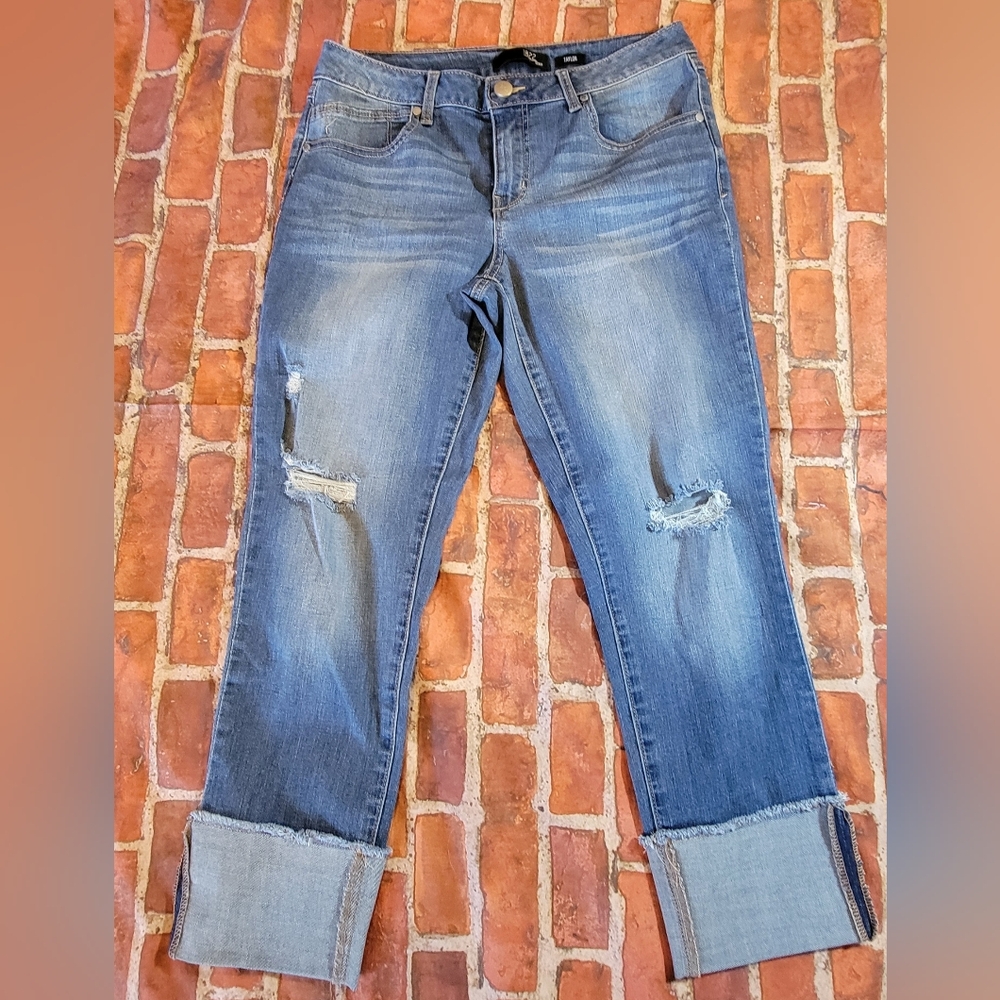 1822 Denim Taylor Jeans Deep Cuff Distressed Women’s size 10